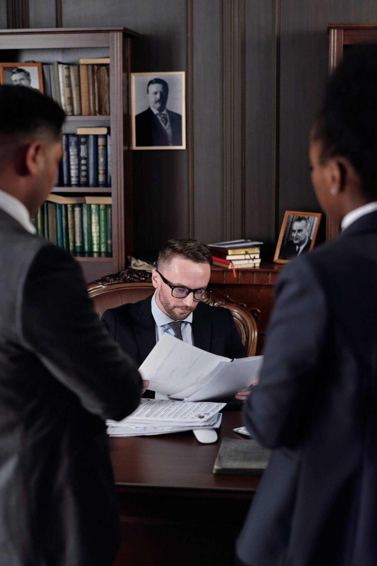 Zava Immigration Law pexels august de richelieu 4427428