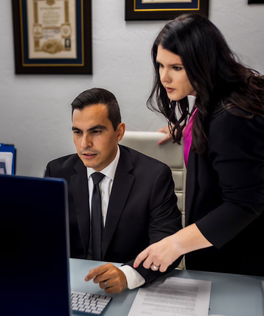 Zava Immigration Law Abogados de defensa de deportación